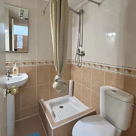 2 Bed Apart With Pool View Castle Harbour C202 Apartmán *